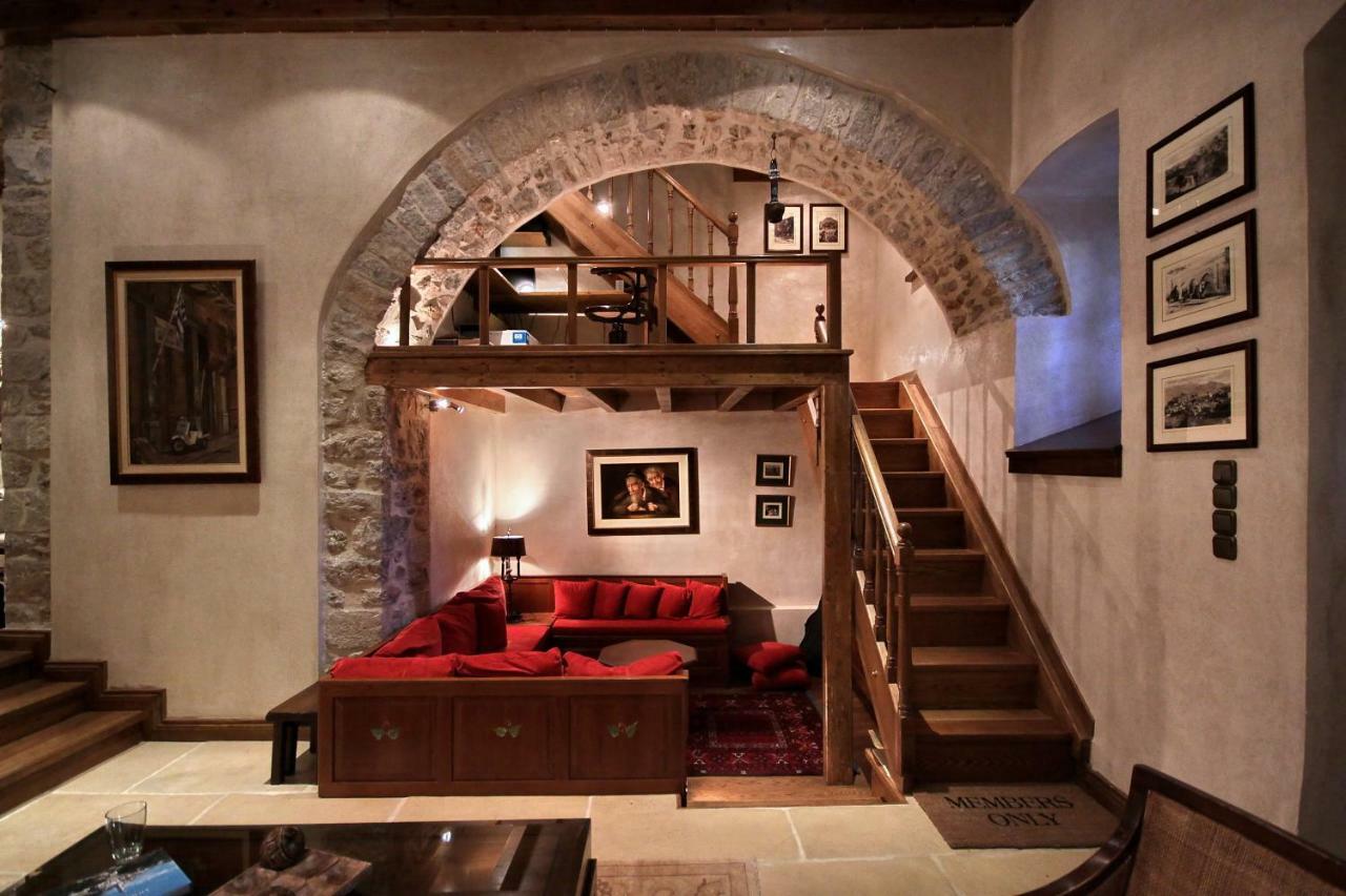 Lousiou Nymfes Bed & Breakfast Gortynia Екстериор снимка